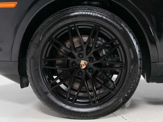 New 2026 Porsche Cayenne AWD/4WD image 33