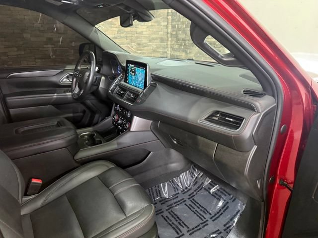 Used 2022 Chevrolet Suburban RST w/ Luxury Package AWD/4WD image 25