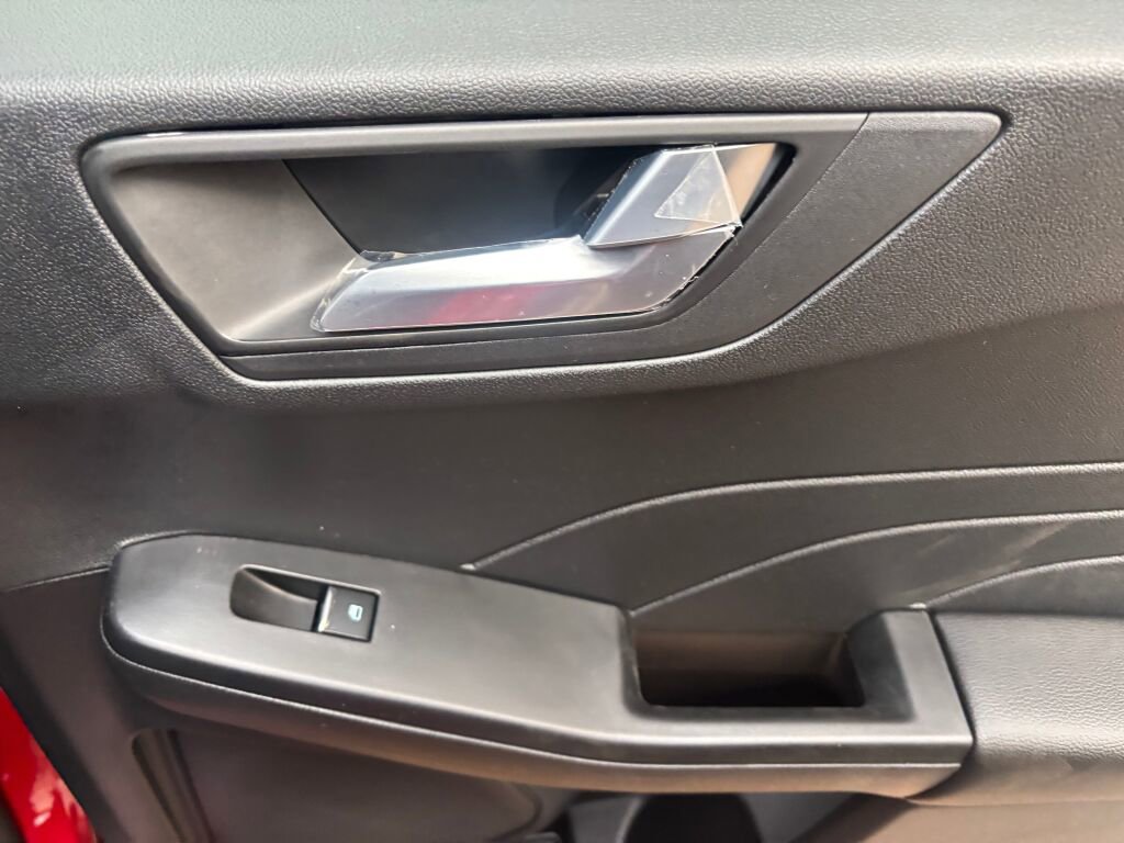 New 2026 Ford Escape ST-Line w/ Tech Pack #1 image 16