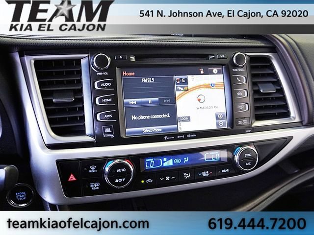Used 2017 Toyota Highlander Limited Platinum image 27
