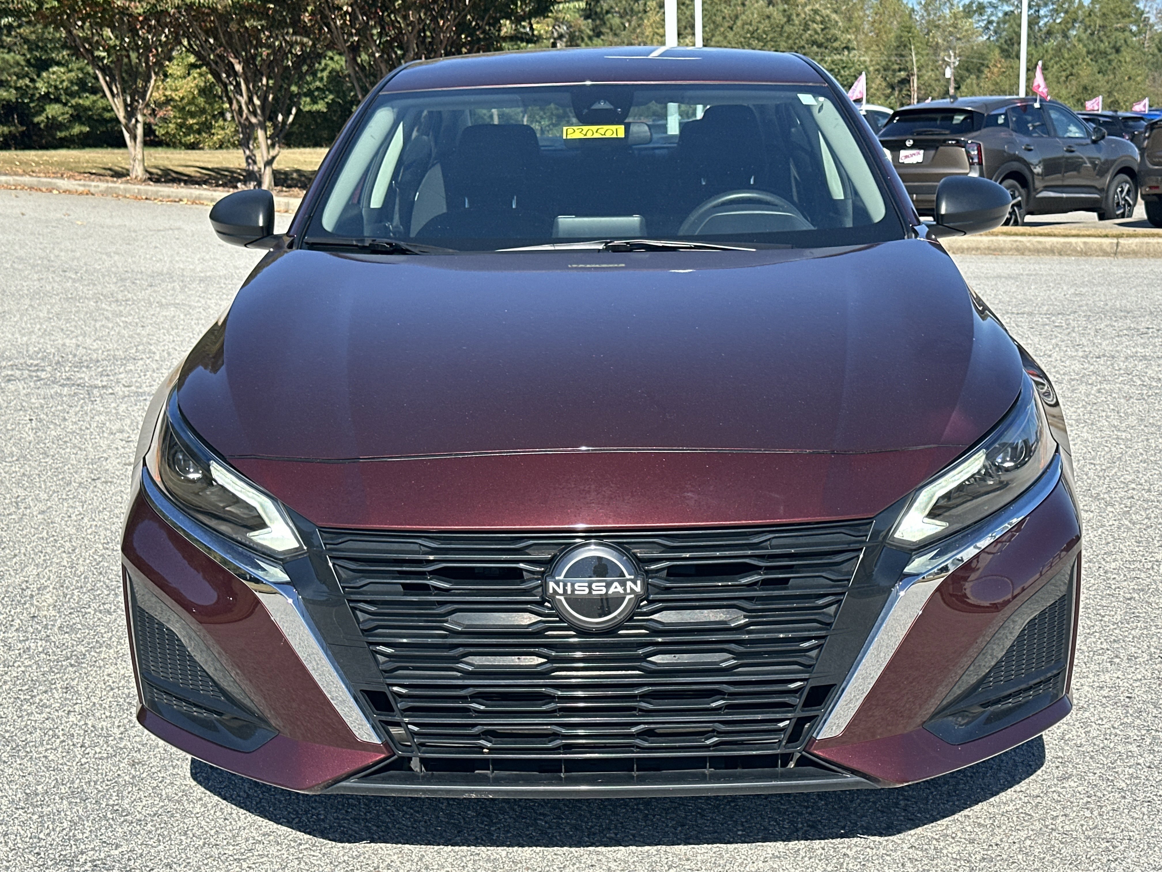 Used 2024 Nissan Altima 2.5 SV image 2