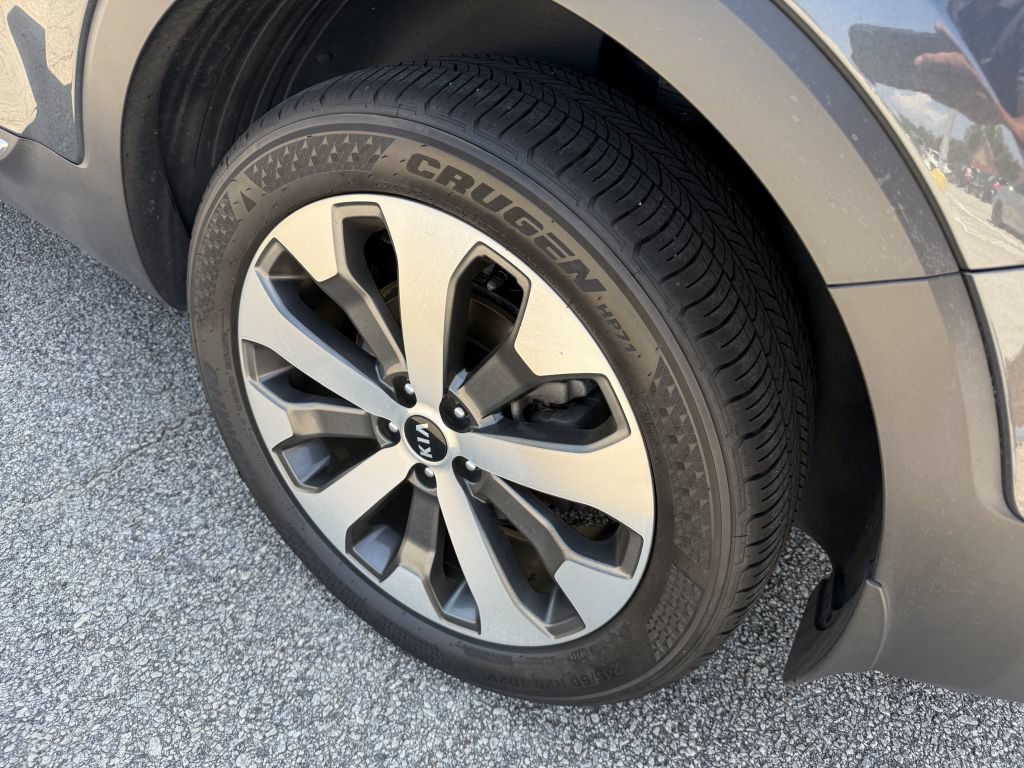 Used 2021 Kia Telluride S AWD/4WD image 8