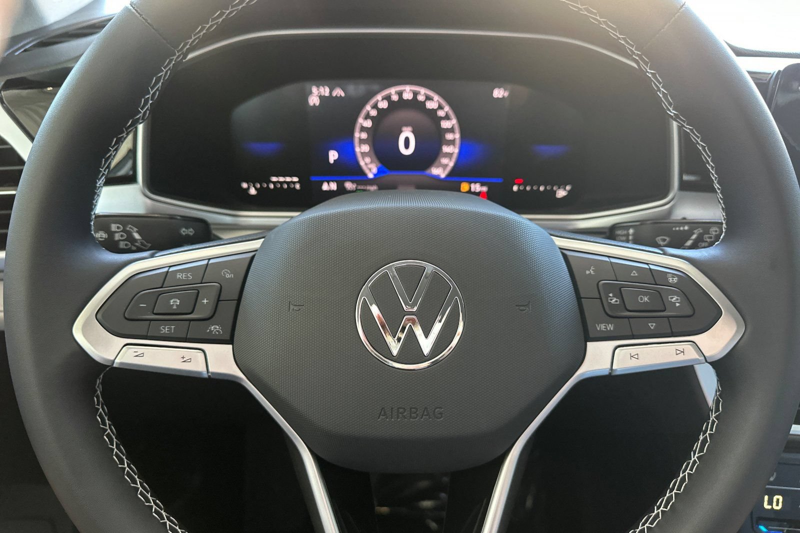 New 2026 Volkswagen Taos SE AWD/4WD image 22