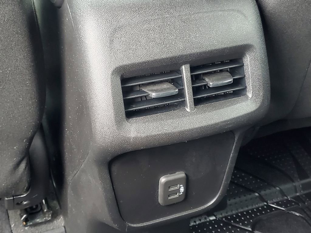 Used 2019 Chevrolet Equinox LT w/ Driver Convenience Package image 35