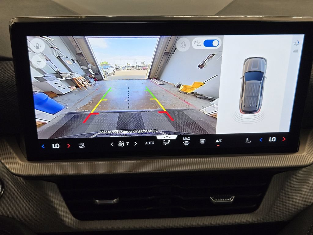 New 2026 Ford Explorer Active w/ Active Comfort Package RWD image 18