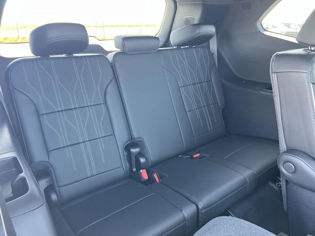 New 2026 Buick Enclave Avenir w/ Super Cruise Package FWD image 34