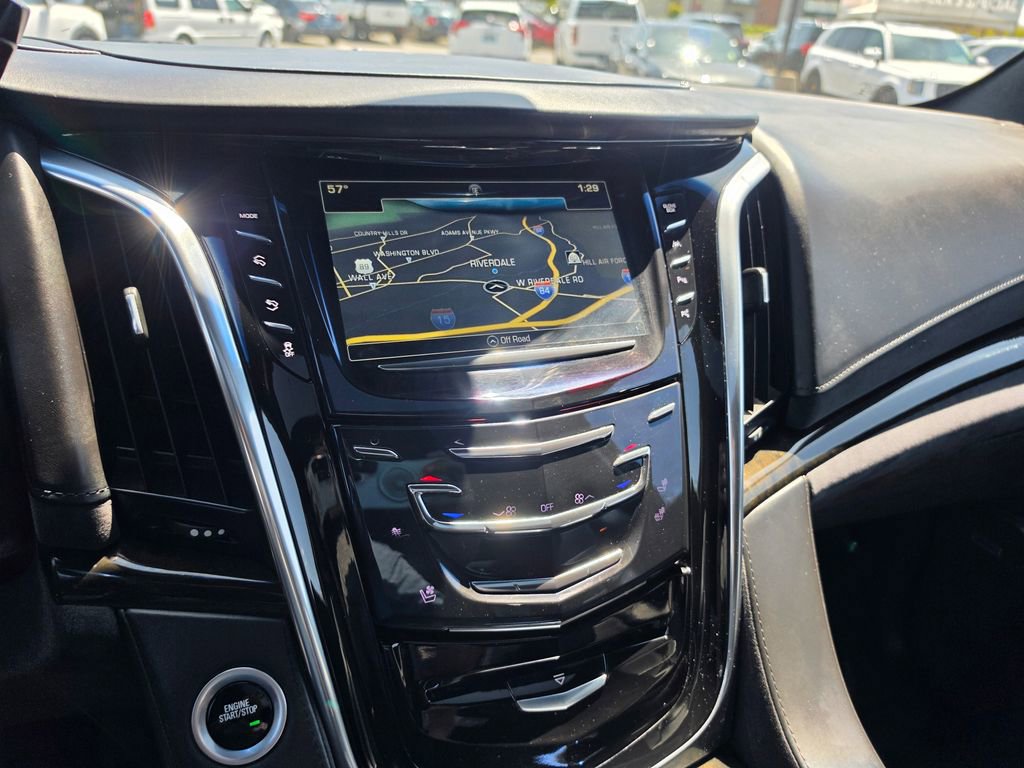 Used 2019 Cadillac Escalade Platinum AWD/4WD image 25