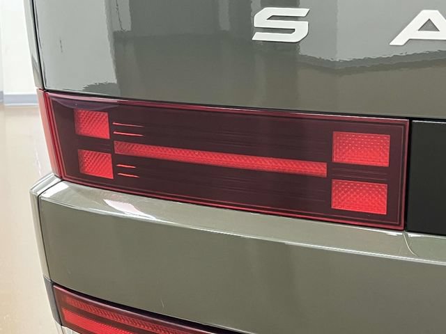 Certified 2025 Hyundai Santa Fe Limited FWD image 10