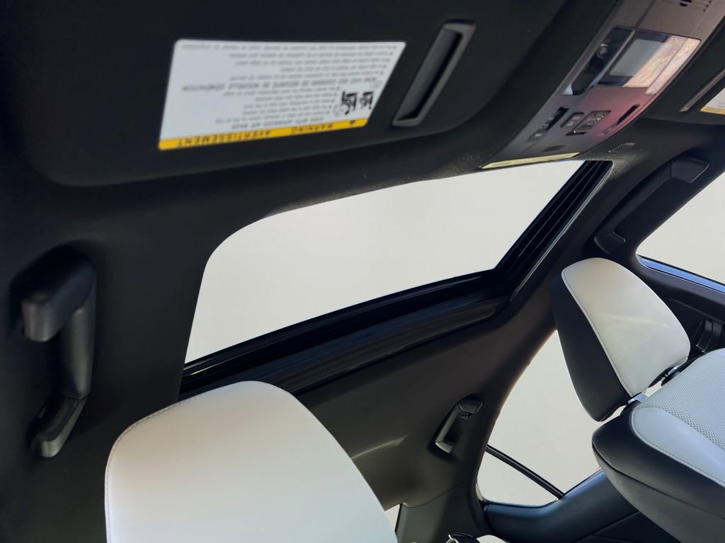 New 2025 Lexus IS 350 F Sport image 4