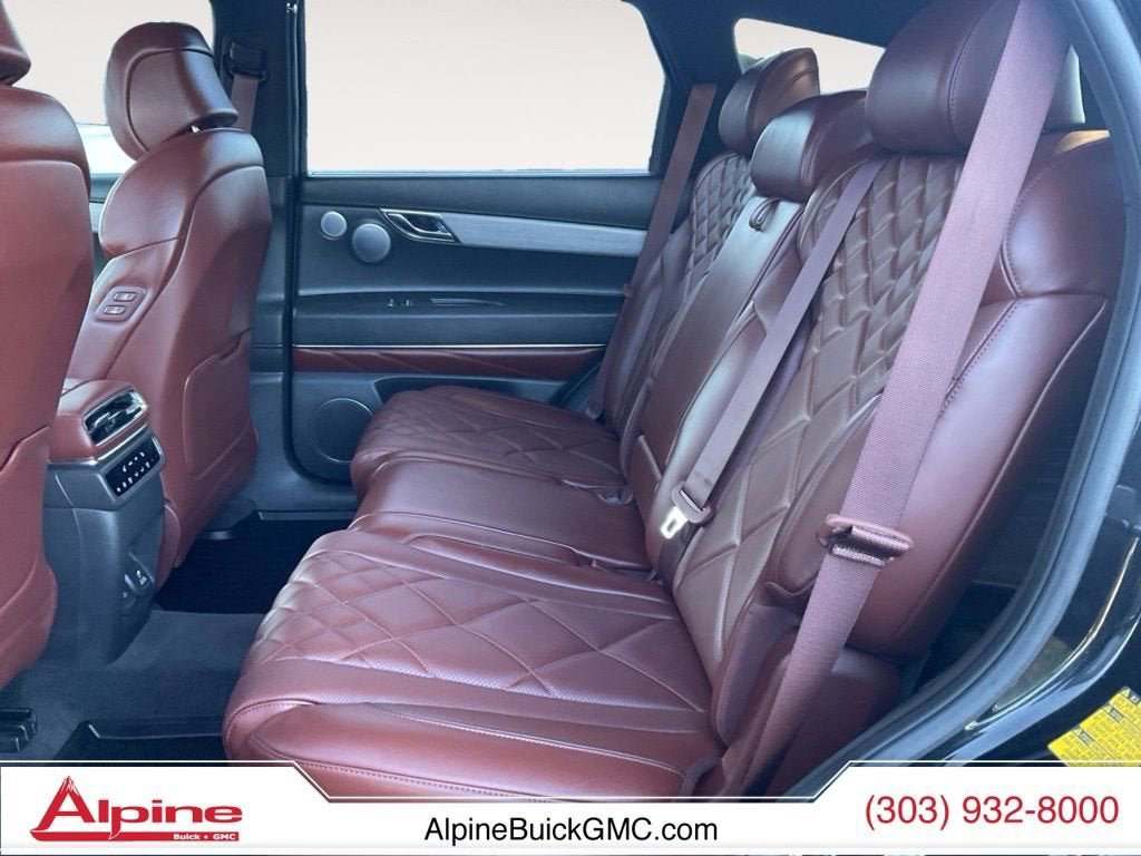 Used 2025 Genesis GV80 3.5T Prestige image 13