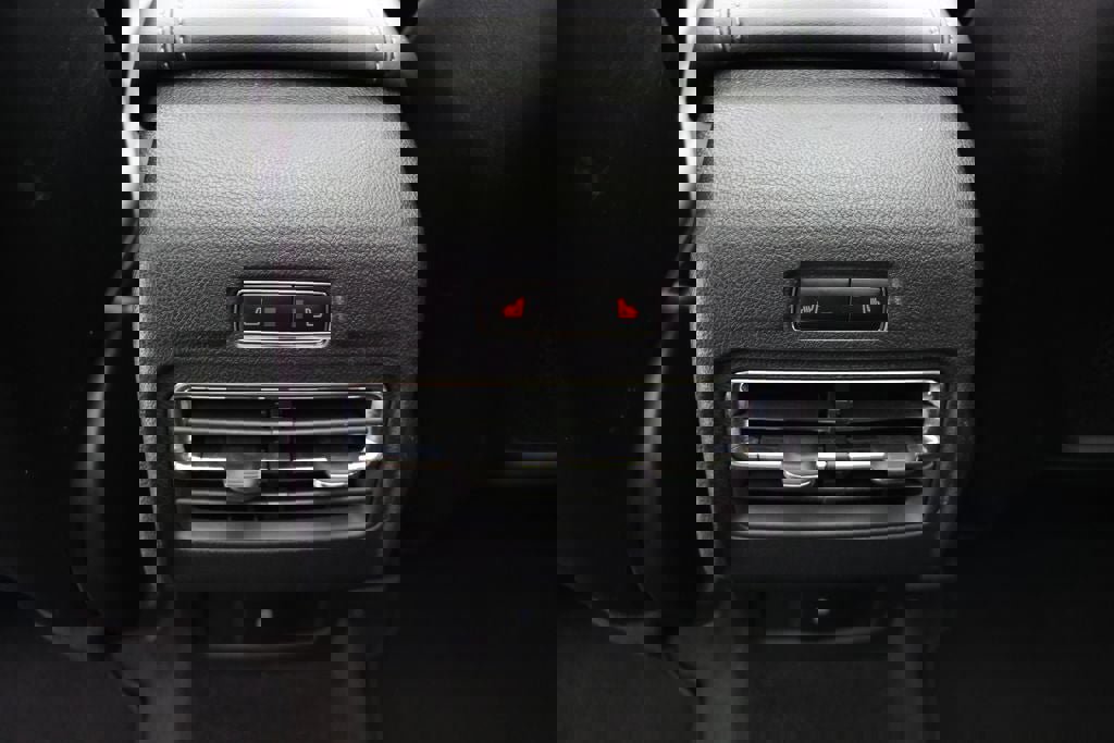 Used 2022 Lincoln Corsair Reserve w/ Sport Package image 13