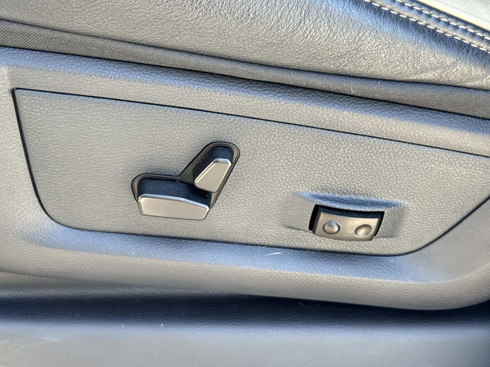 Used 2020 RAM 2500 Limited image 17