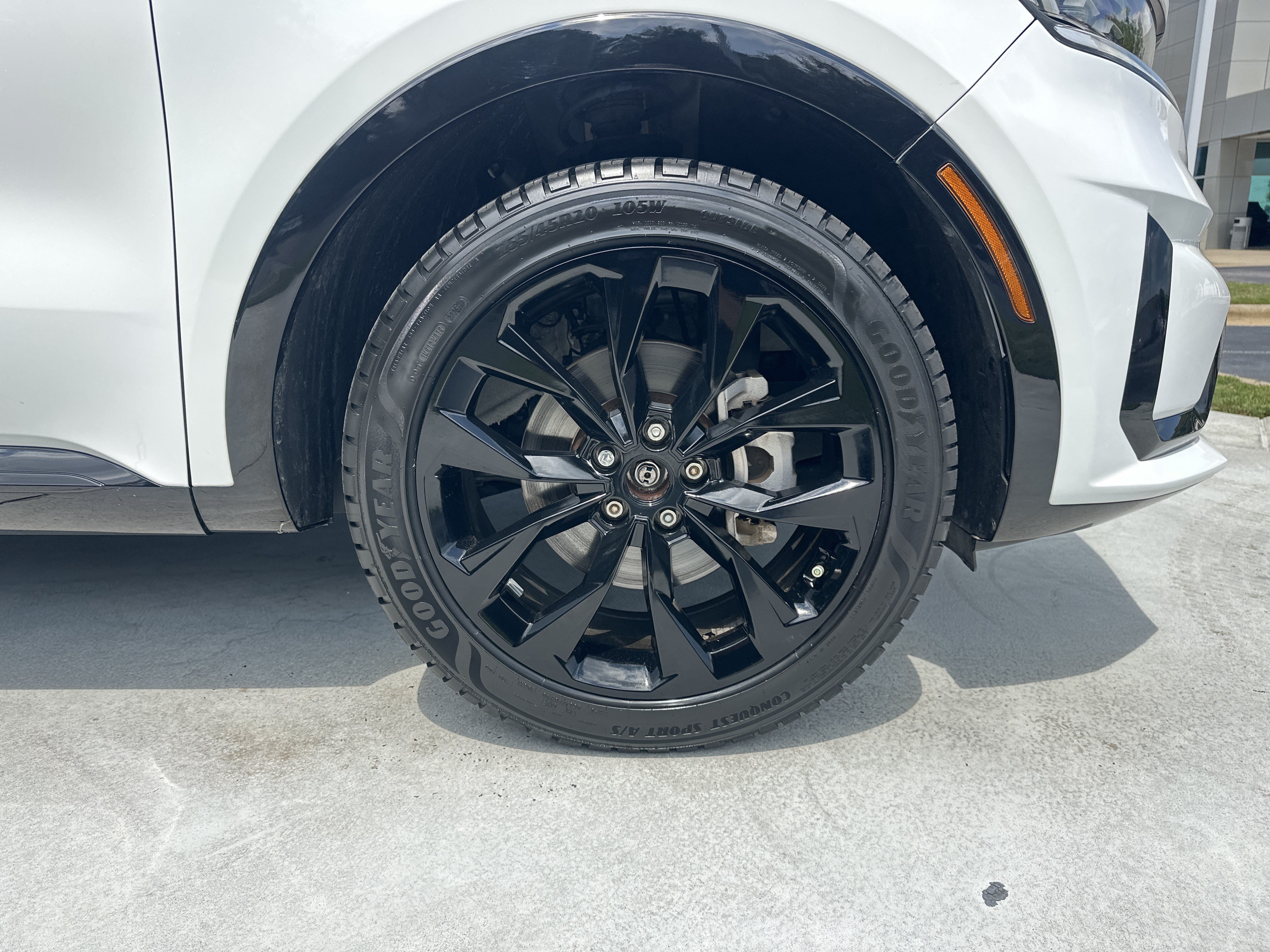 Used 2023 Kia Sorento SX FWD image 13