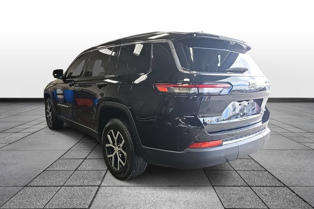 Used 2024 Jeep Grand Cherokee L Limited w/ Luxury Tech Group II AWD/4WD image 7