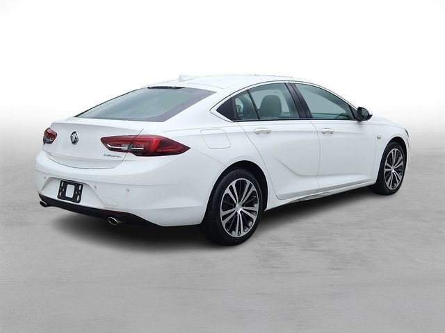 Used 2019 Buick Regal Preferred w/ Sights and Sounds Package FWD image 6
