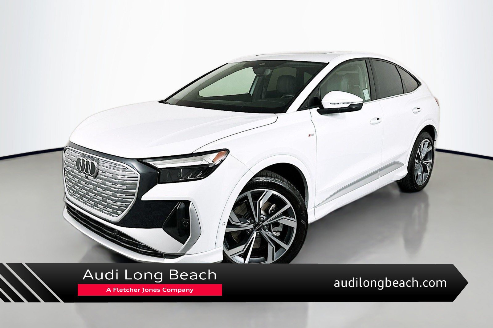 Used 2024 Audi Q4 e-tron Premium Plus w/ Premium Plus AWD/4WD image 1