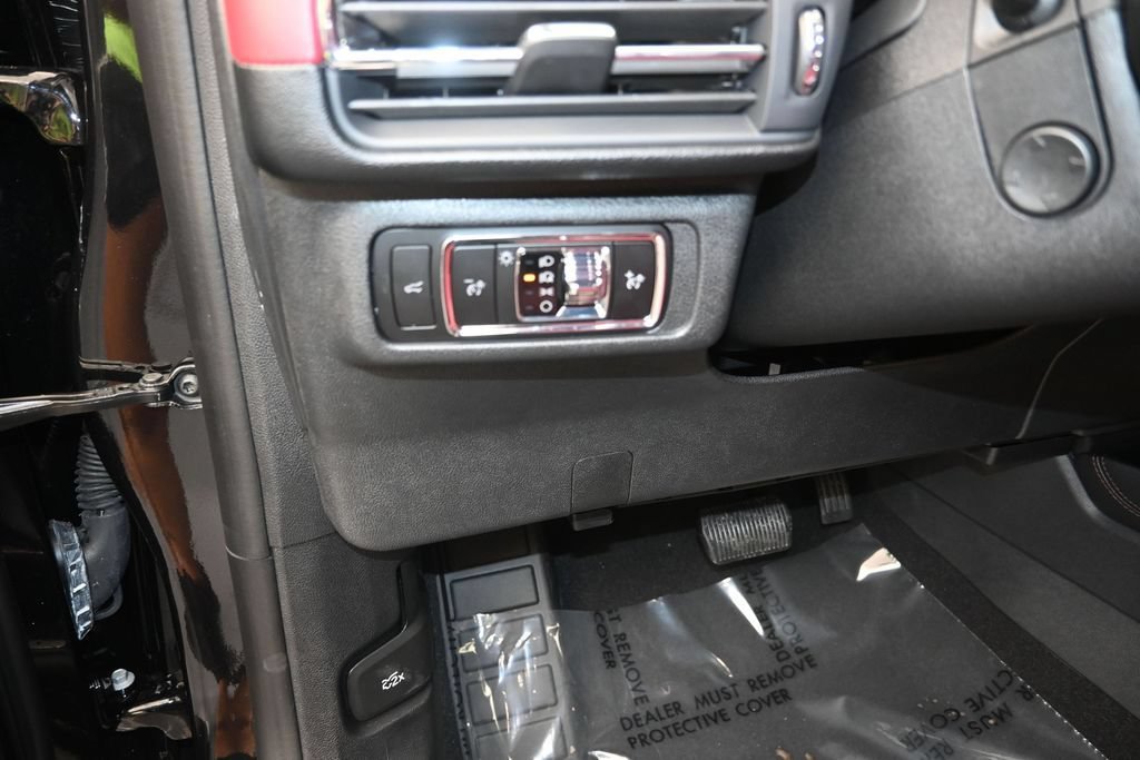 New 2026 Lincoln Corsair Reserve w/ Jet Appearance Package AWD/4WD image 12