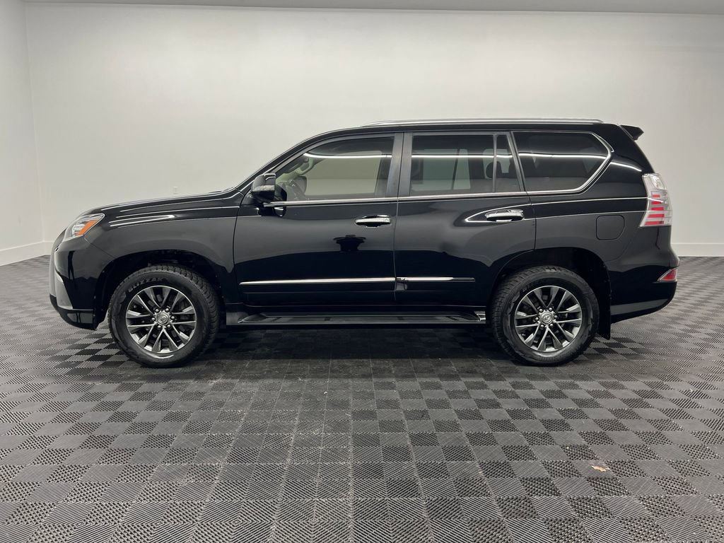Used 2019 Lexus GX 460 Luxury image 2