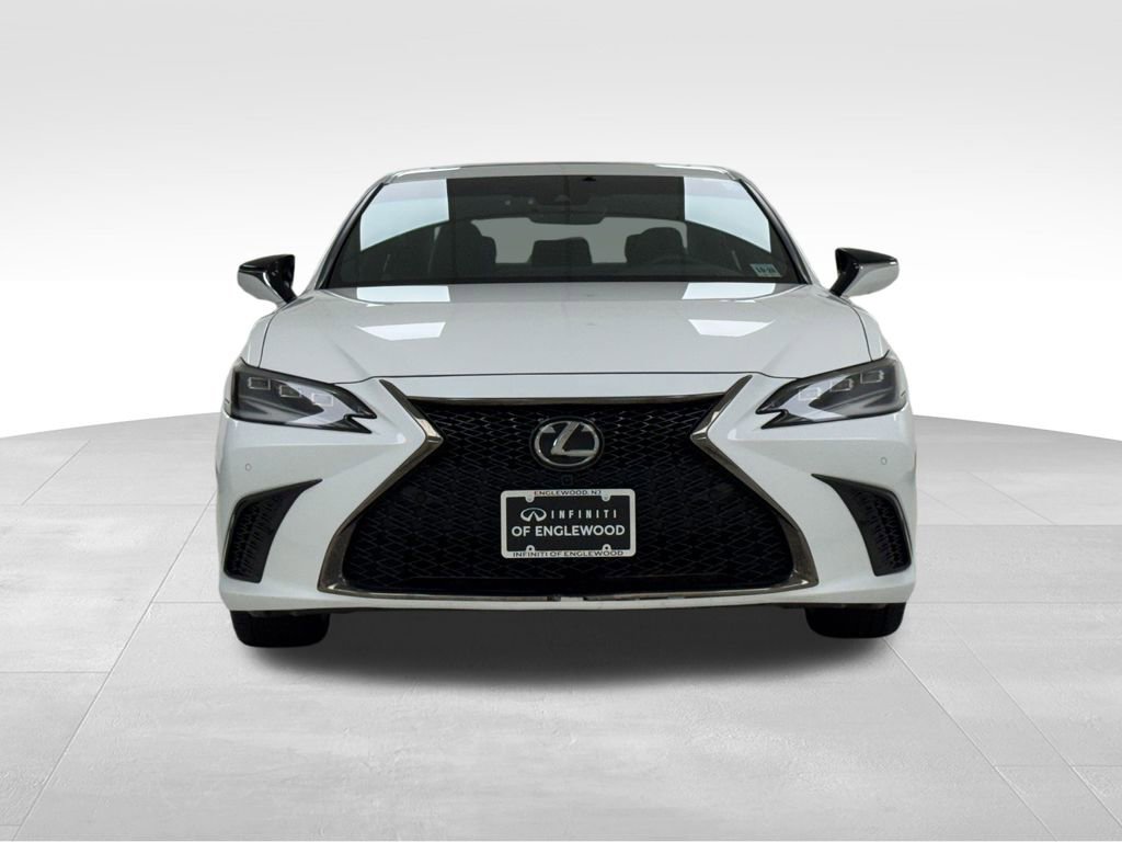 Used 2024 Lexus ES 350 F Sport image 2
