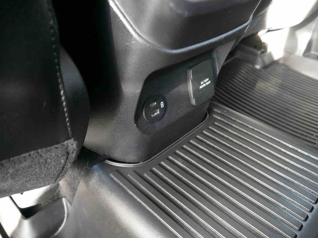 Used 2025 Ford Ranger Lariat w/ FX4 Off-Road Package image 16