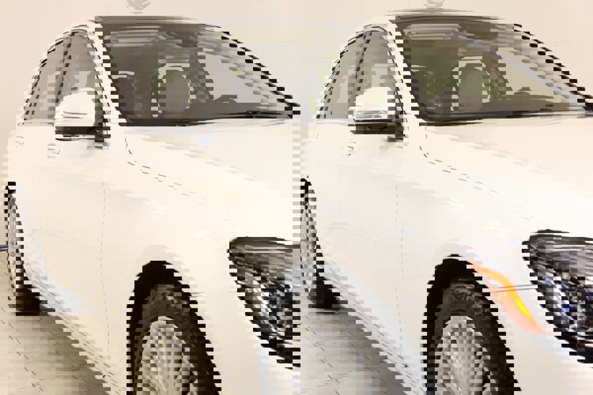 Used 2020 Mercedes-Benz S 560 4MATIC Sedan image 38