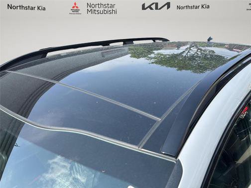Used 2026 Kia Sportage X-Line w/ X-Line Premium Package AWD/4WD image 9