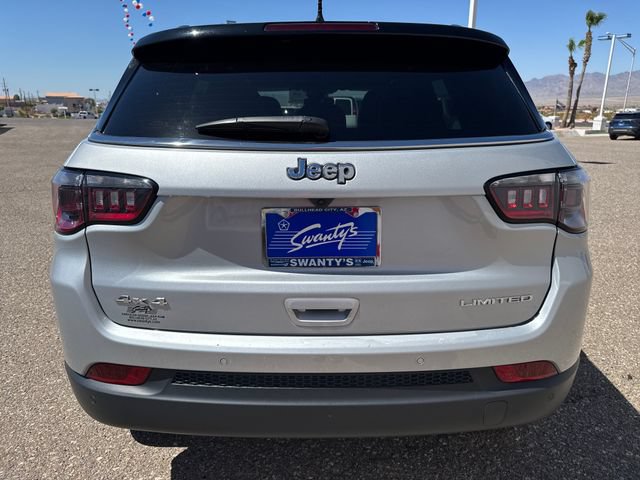 Used 2025 Jeep Compass Limited AWD/4WD image 4