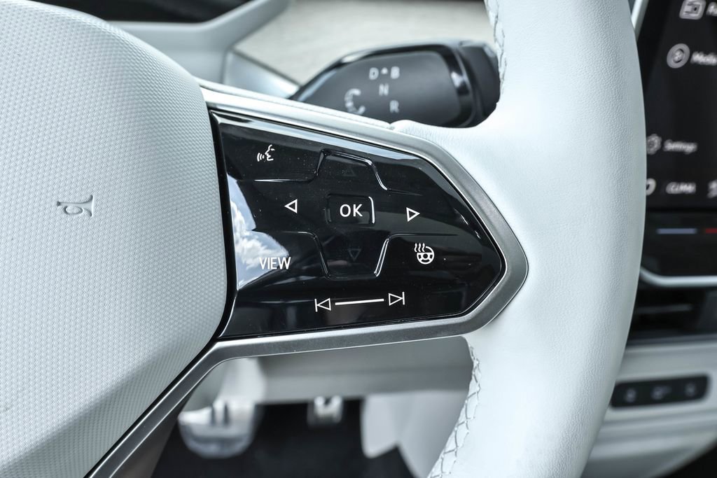 New 2025 Volkswagen ID. Buzz 1st Edition image 29