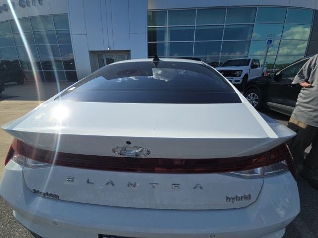 Used 2023 Hyundai Elantra Limited w/ Cargo Package FWD image 6