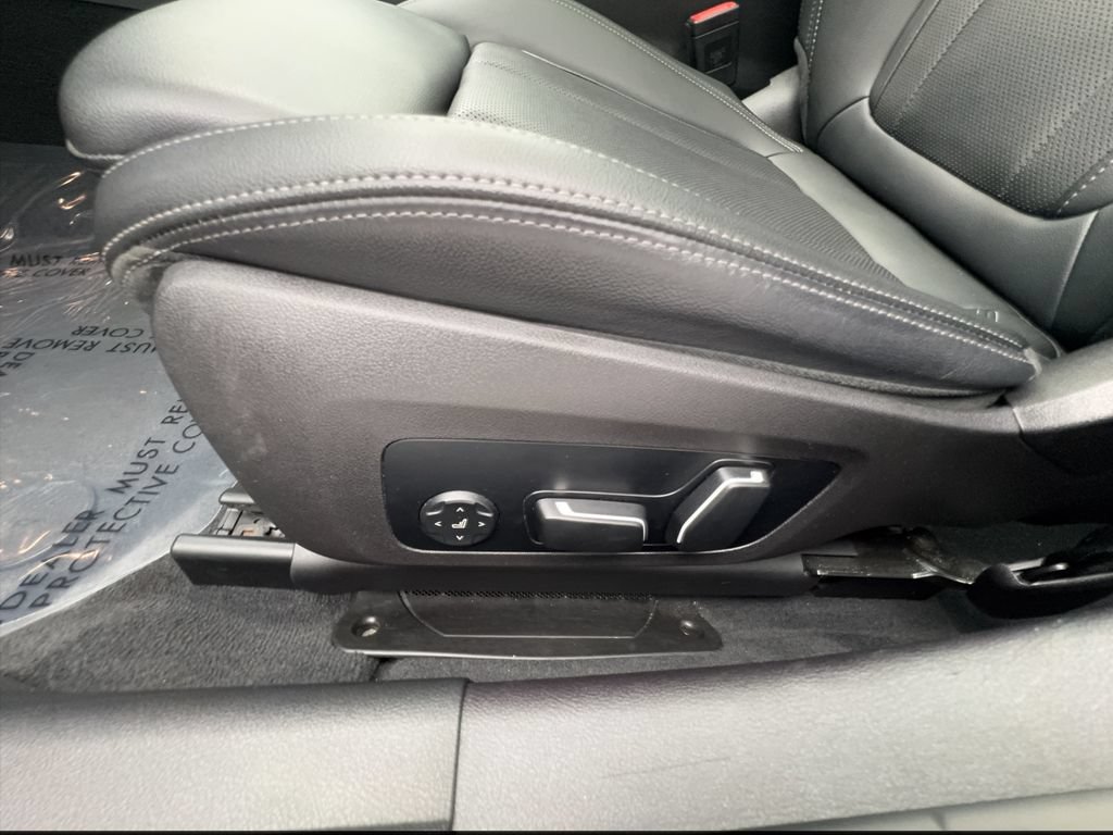 Used 2024 BMW 330i Sedan RWD image 24