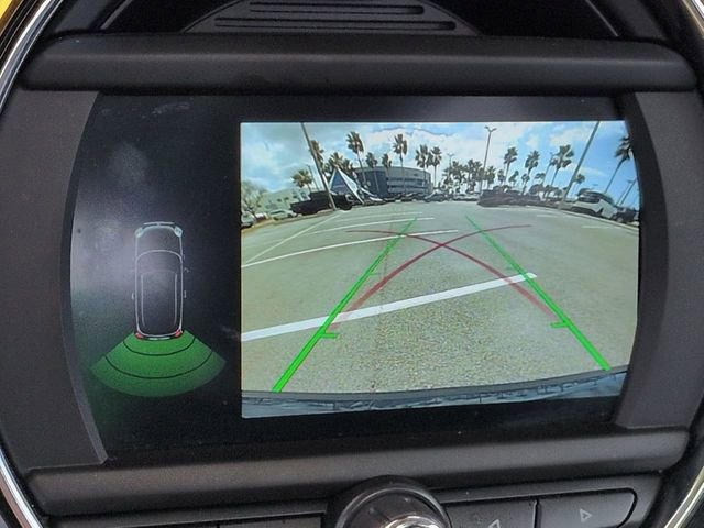 Used 2019 MINI Cooper S w/ Signature Upholstery Package image 18