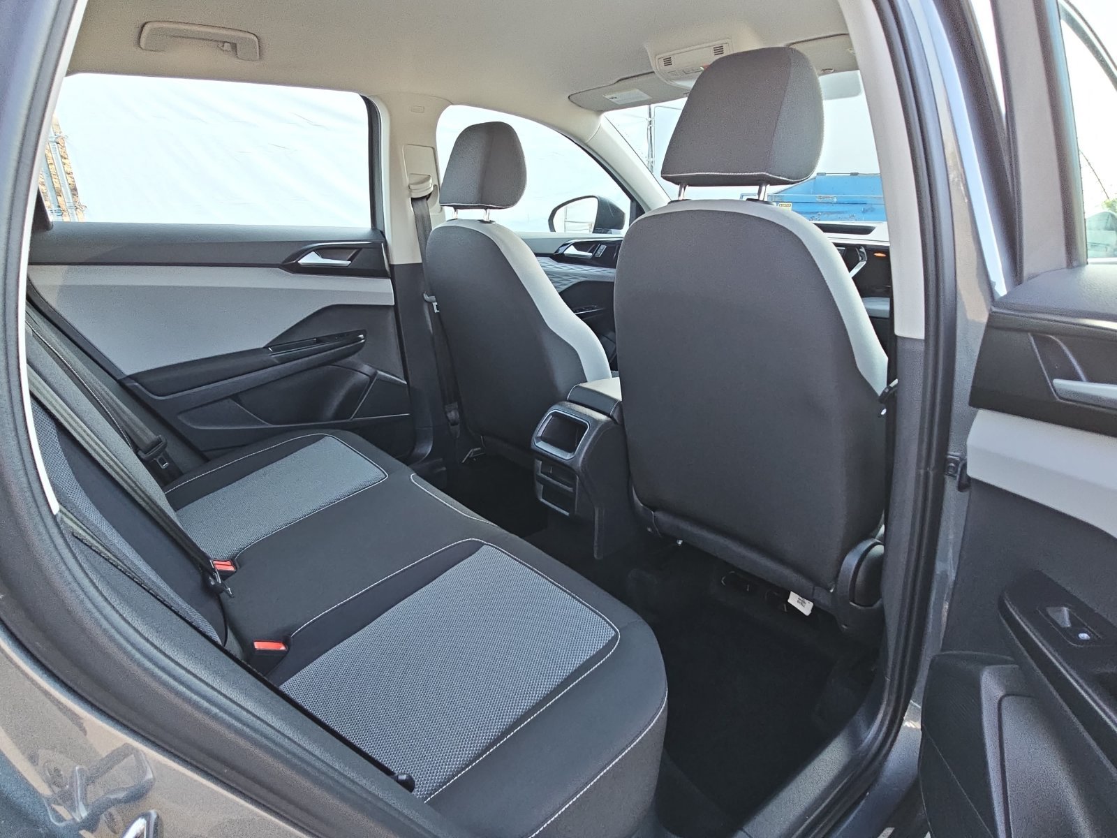 Used 2023 Volkswagen Taos S FWD image 11