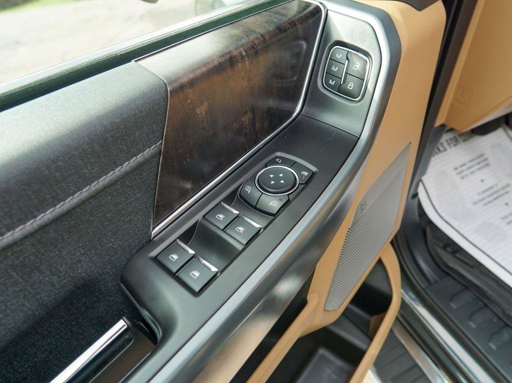 Used 2021 Ford F150 Lariat AWD/4WD image 19