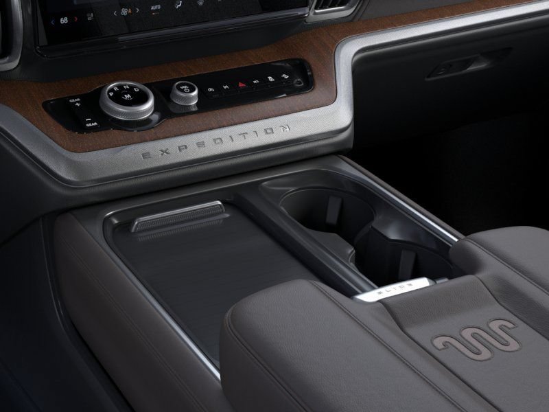 New 2025 Ford Expedition Max King Ranch AWD/4WD image 16