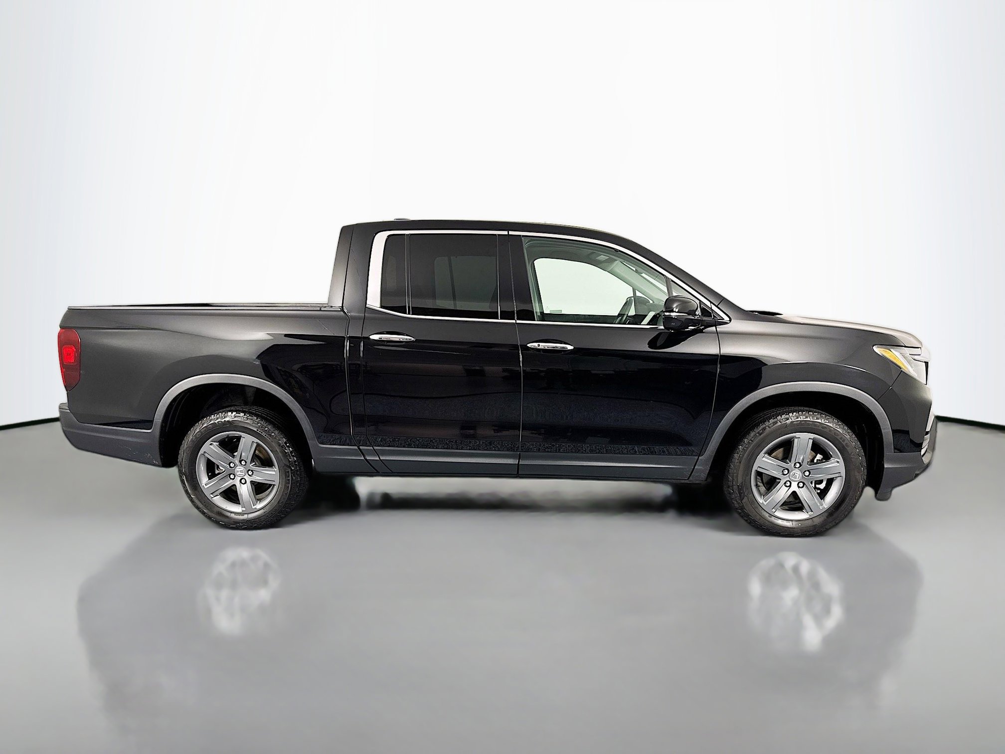 Certified 2023 Honda Ridgeline RTL-E image 4
