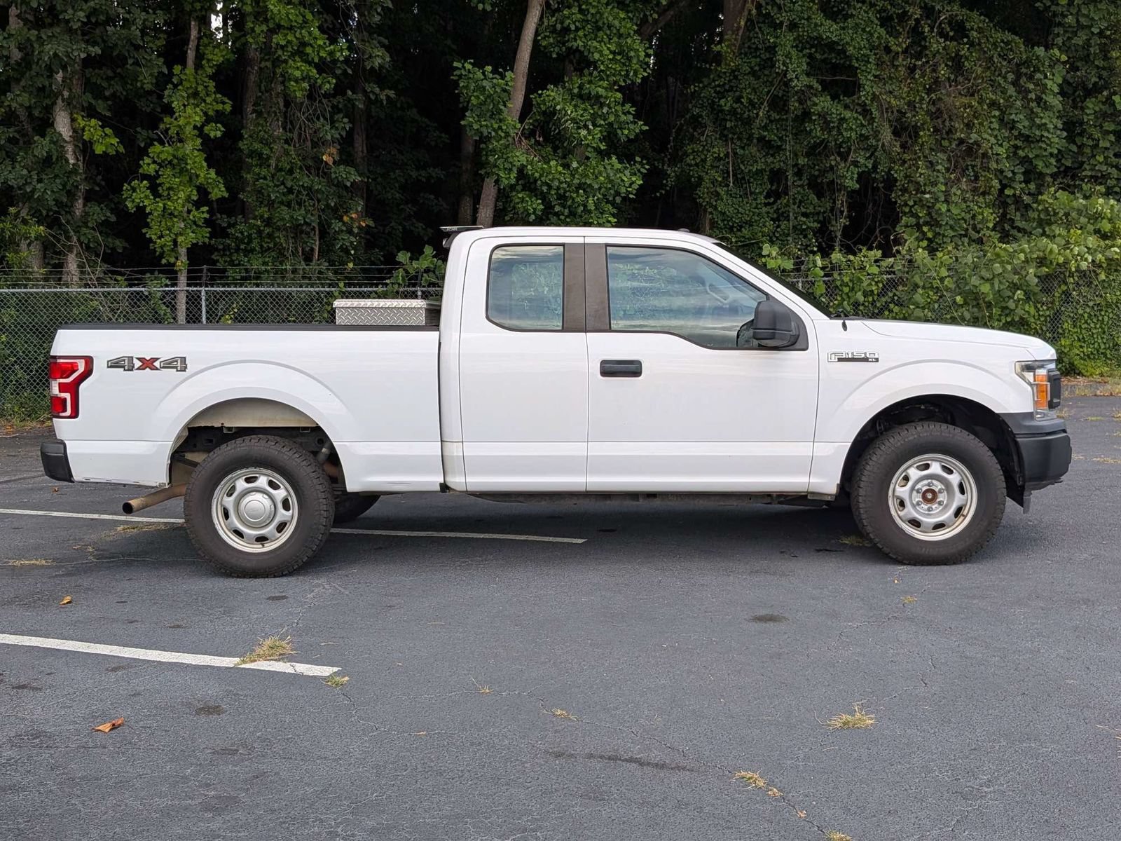 Used 2018 Ford F150 XL w/ Equipment Group 101A Mid AWD/4WD image 3
