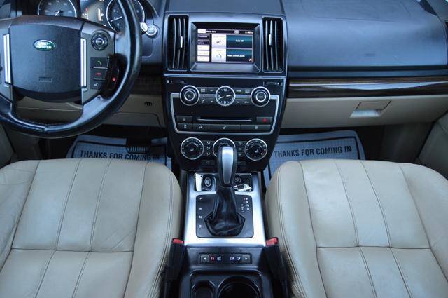 Used 2013 Land Rover LR2 HSE AWD/4WD image 20