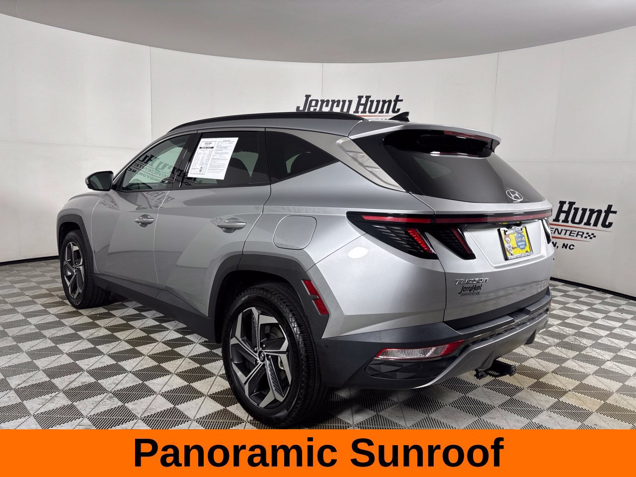 Used 2023 Hyundai Tucson Limited AWD/4WD image 9