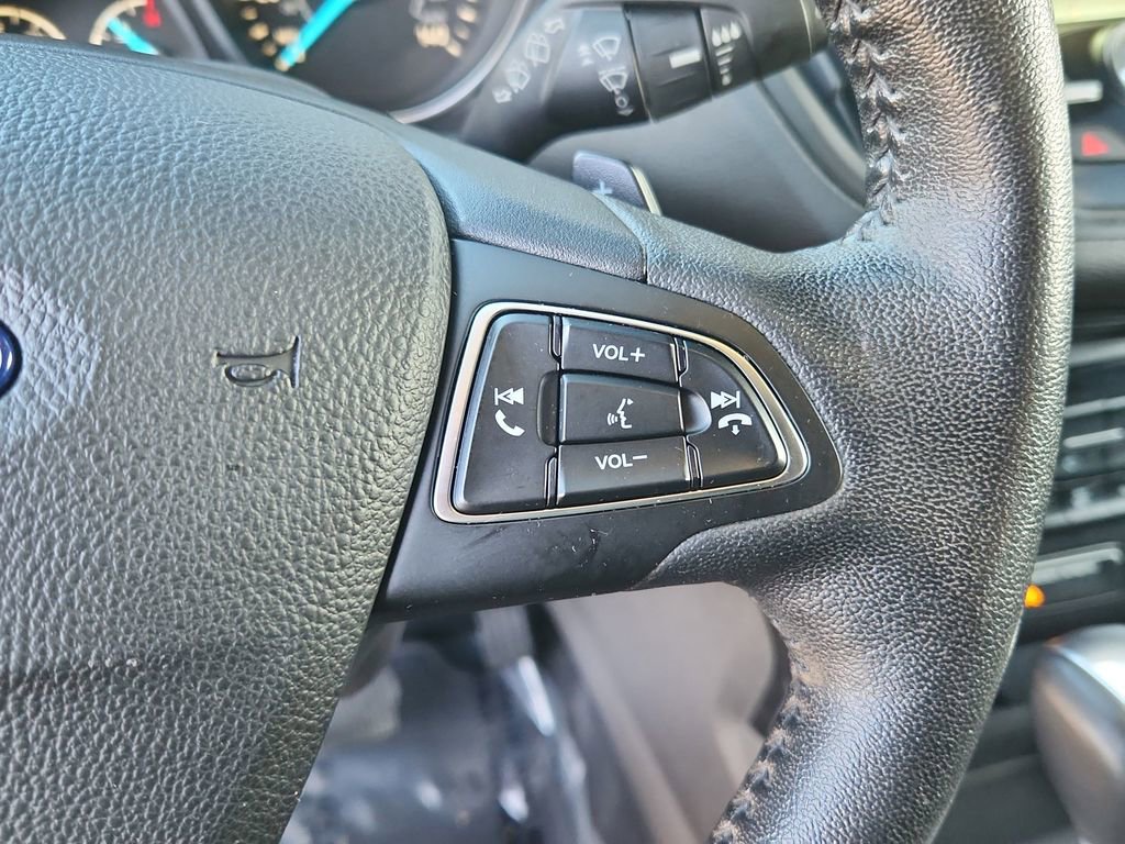 Used 2017 Ford Escape Titanium image 23