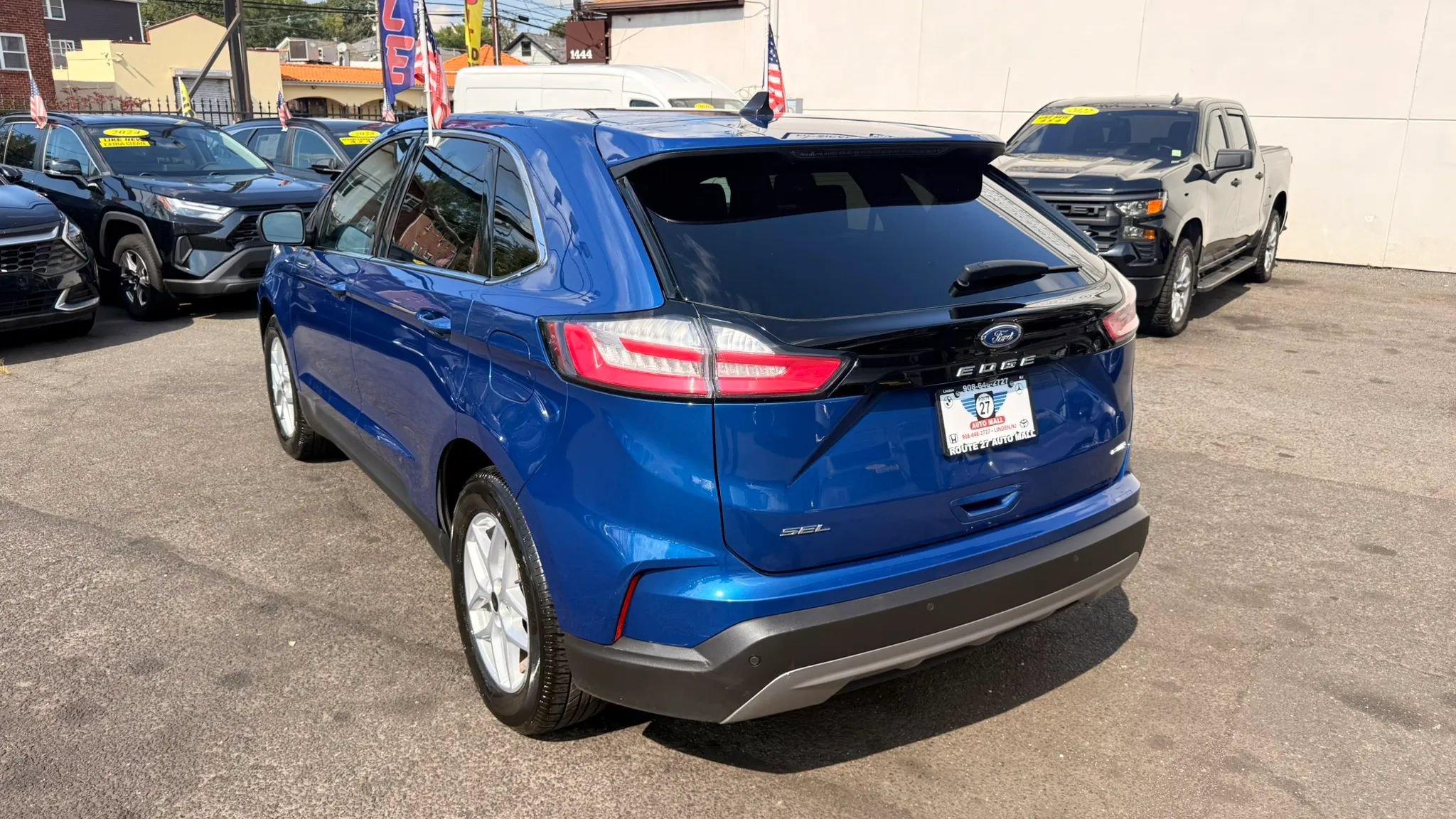 Used 2024 Ford Edge SEL AWD/4WD image 5