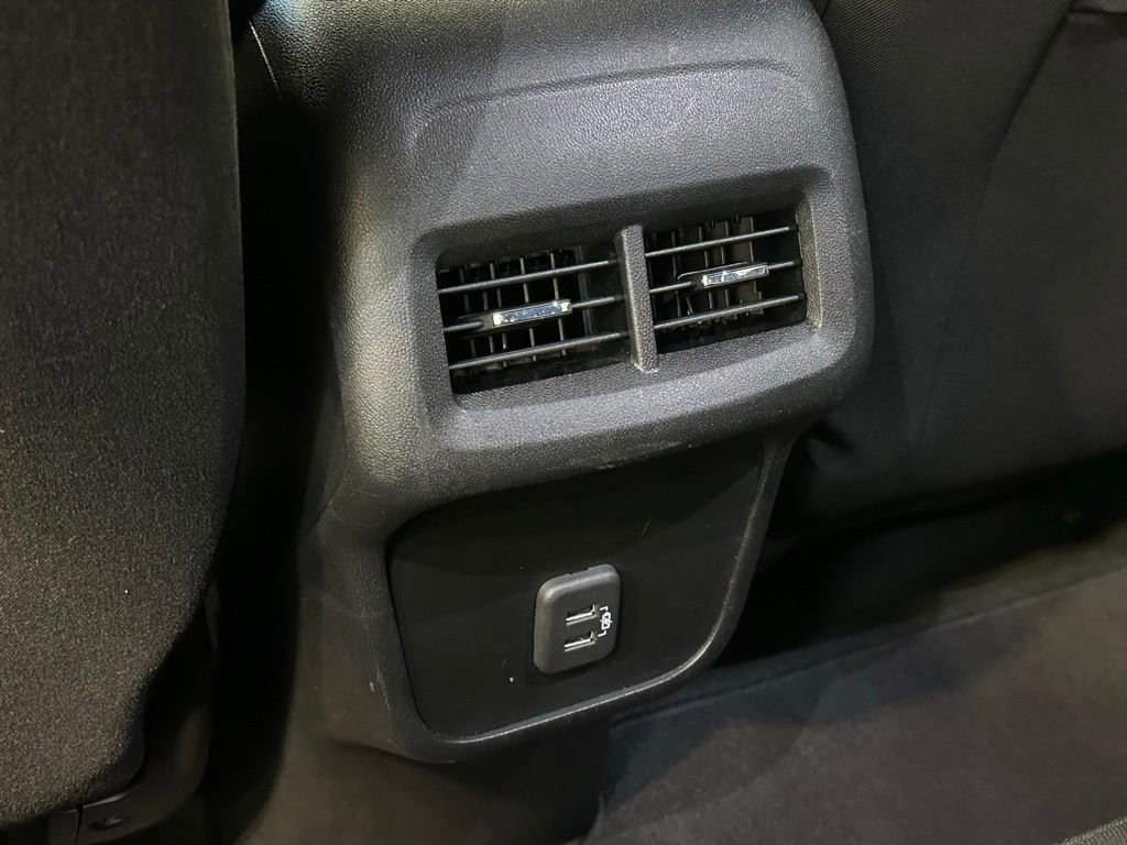Used 2022 Chevrolet Equinox LT image 28