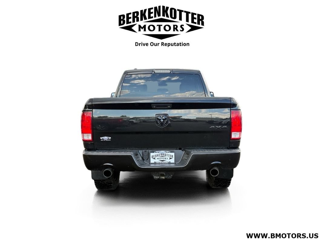 Used 2018 RAM 1500 Express w/ Express Value Package AWD/4WD image 4