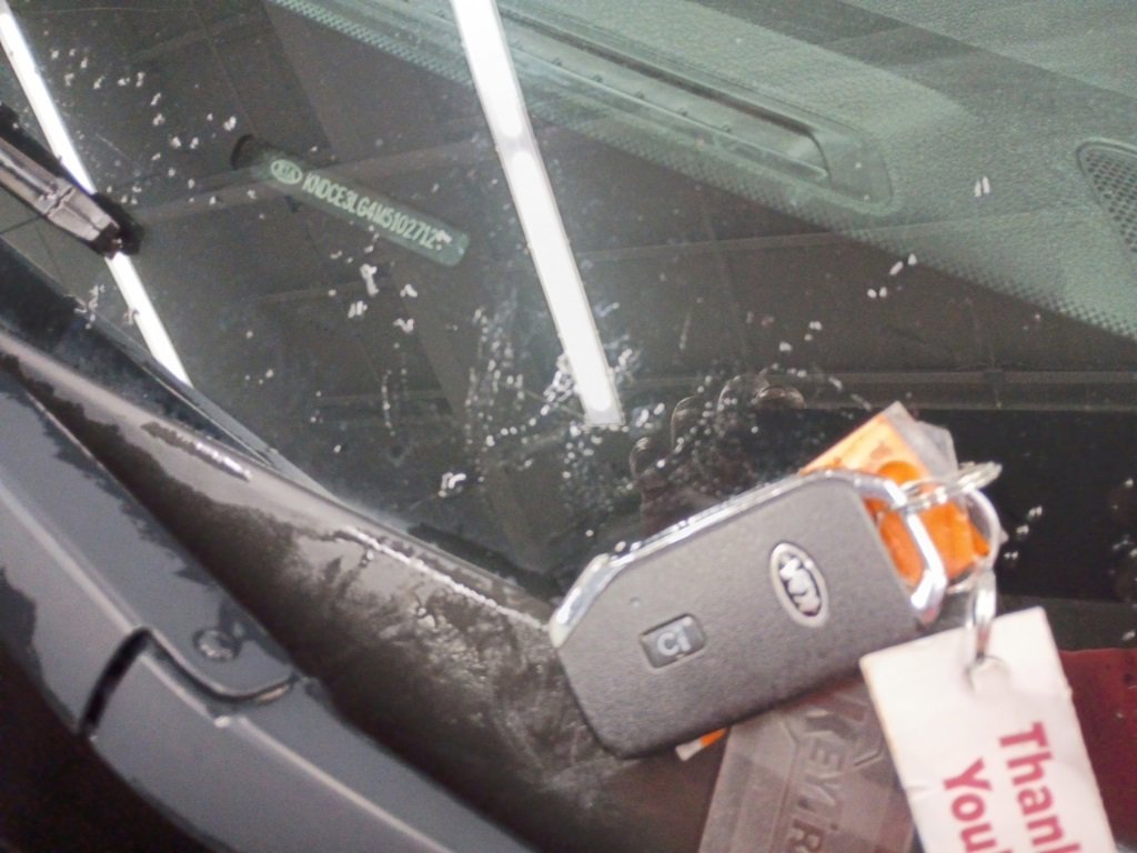 Used 2021 Kia Niro EX Premium w/ Cold Weather Package image 10