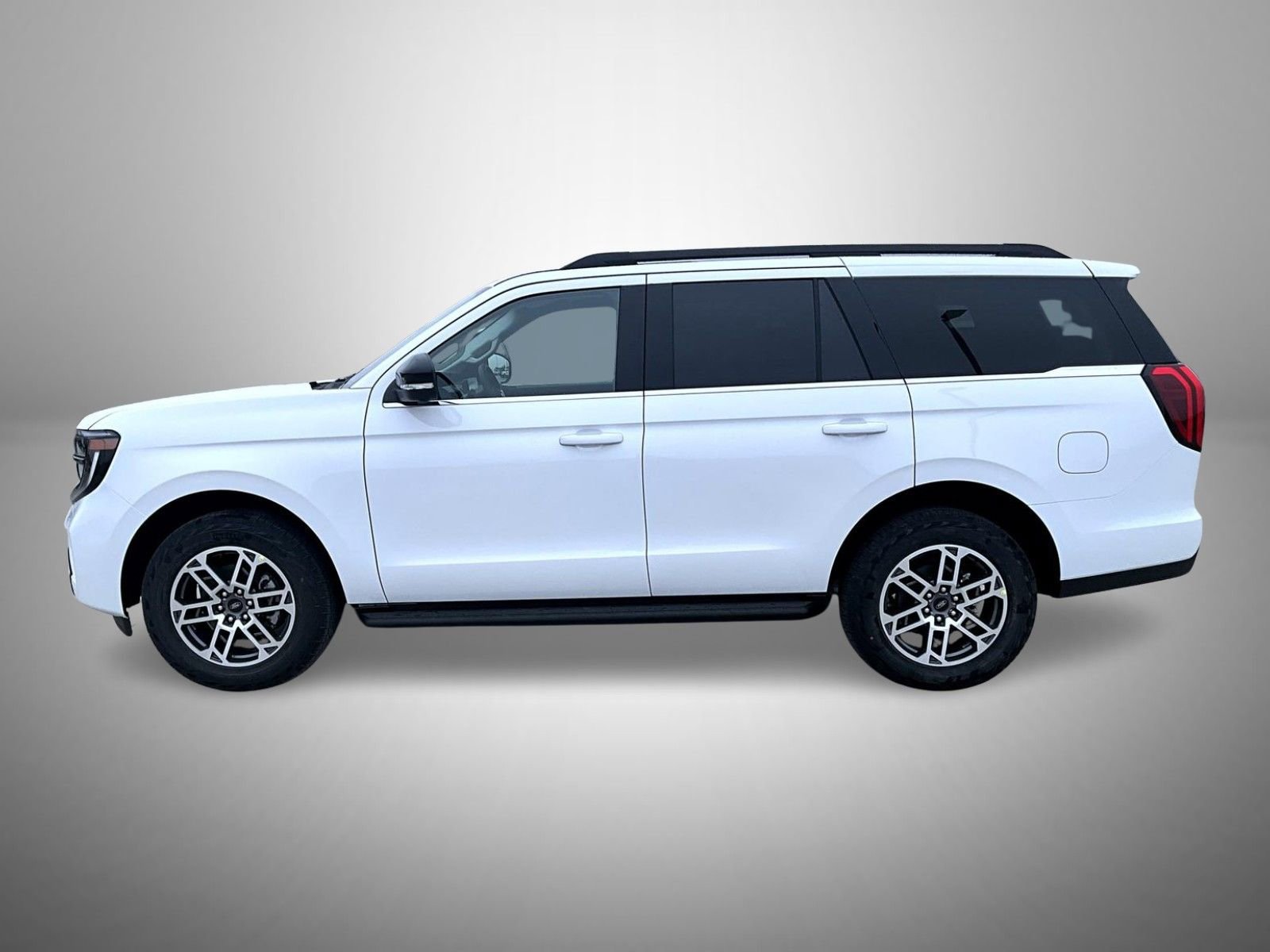 New 2026 Ford Expedition Active image 8