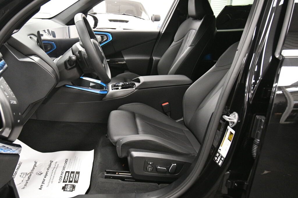 Used 2026 BMW X3 xDrive30i AWD/4WD image 9