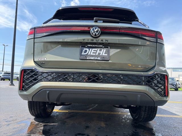 New 2026 Volkswagen Tiguan SE R-Line AWD/4WD image 15