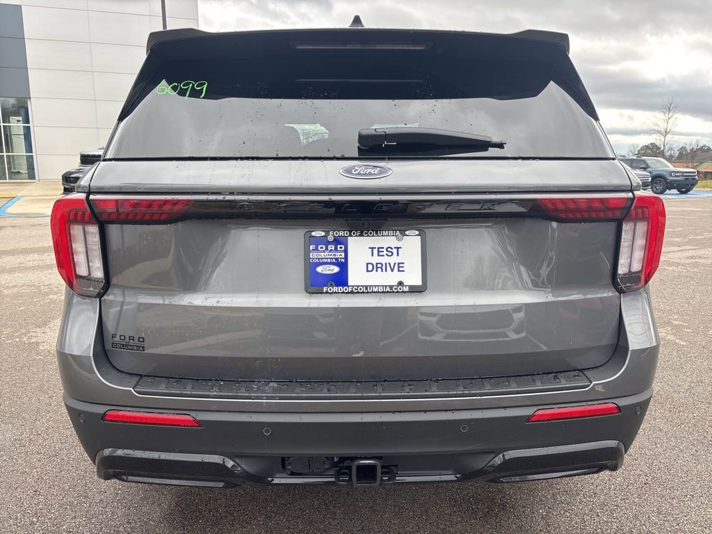 New 2026 Ford Explorer ST-Line w/ ST-Line Street Pack image 8