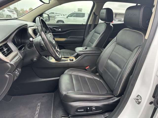Used 2019 GMC Acadia Denali image 10