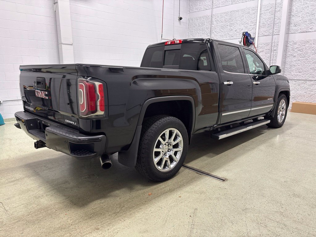 Used 2017 GMC Sierra 1500 Denali AWD/4WD image 4