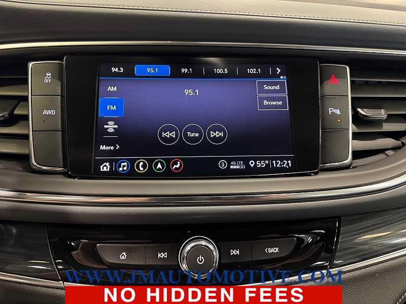 Used 2020 Buick Enclave Essence w/ Sport Touring Edition AWD/4WD image 25